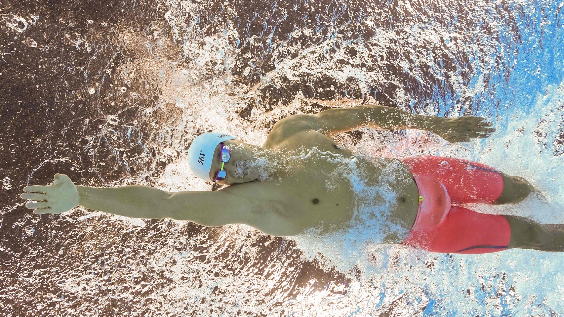 男子接力惜败仍显风采，男子接力比赛4×100决赛冠军